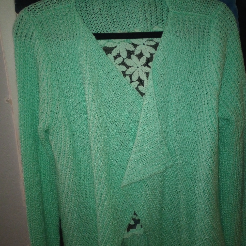 Mint woman's cardigan